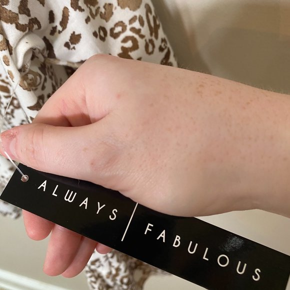 NWT Always Fabulous White and Brown Leopard Print Blouse - Picture 5 of 7